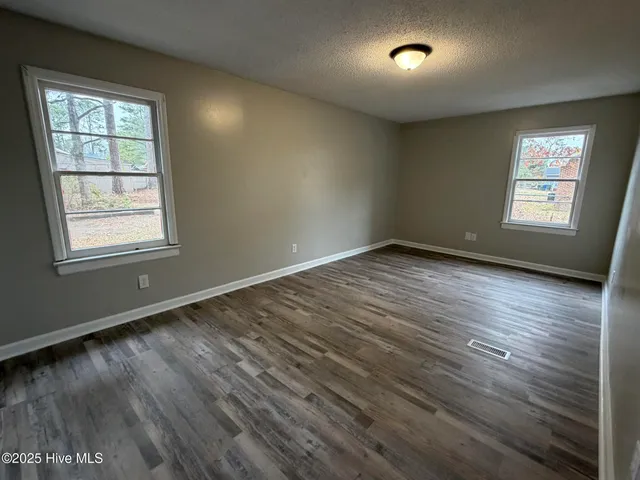 $207,500 | 1811 Snowden Drive Southeast, Wilson, NC 27893