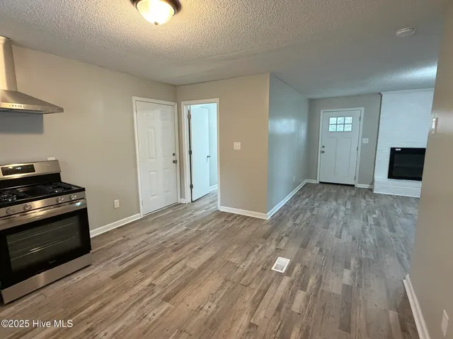 $207,500 | 1811 Snowden Drive Southeast, Wilson, NC 27893