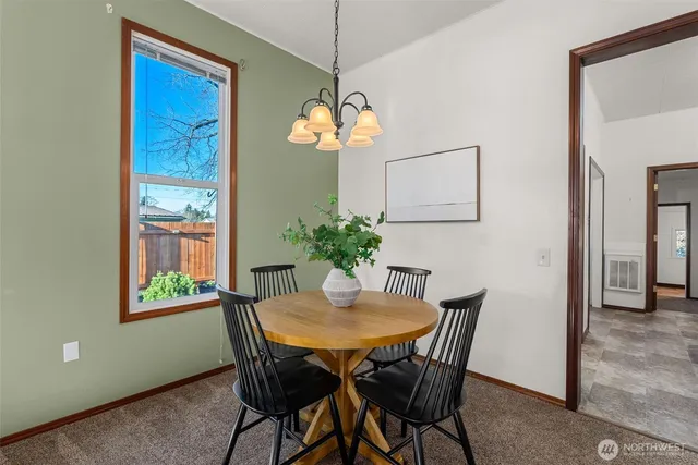 $289,000 | 709 West Plum Street, Centralia, WA 98531