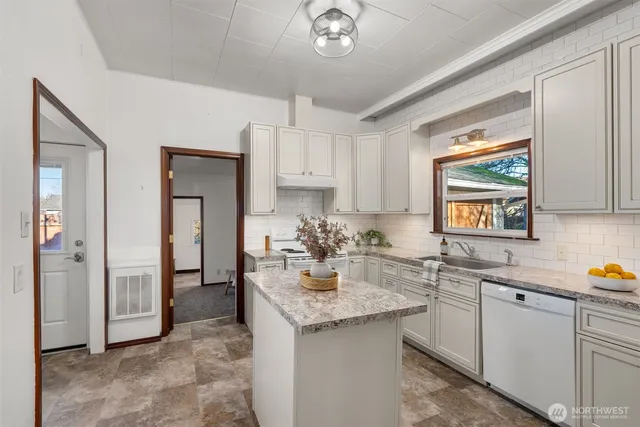 $289,000 | 709 West Plum Street, Centralia, WA 98531