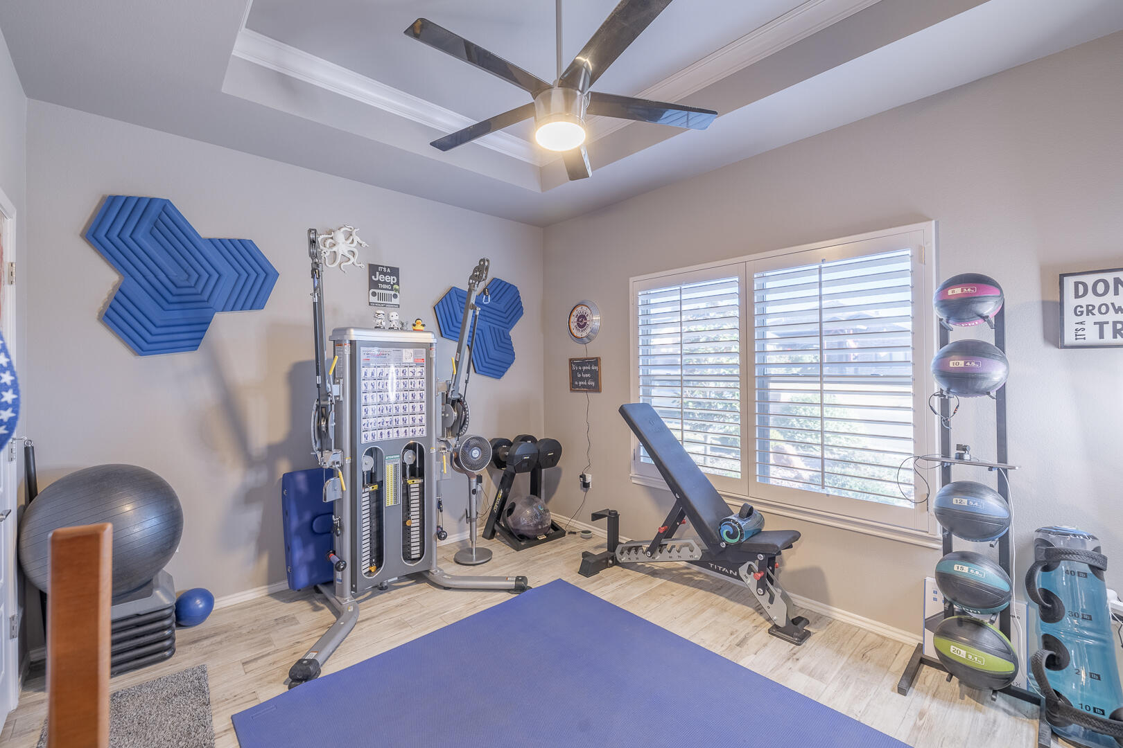 2109 101st Street Lubbock, TX 79423 - Photo 8 of 49 a view of a room with gym equipment