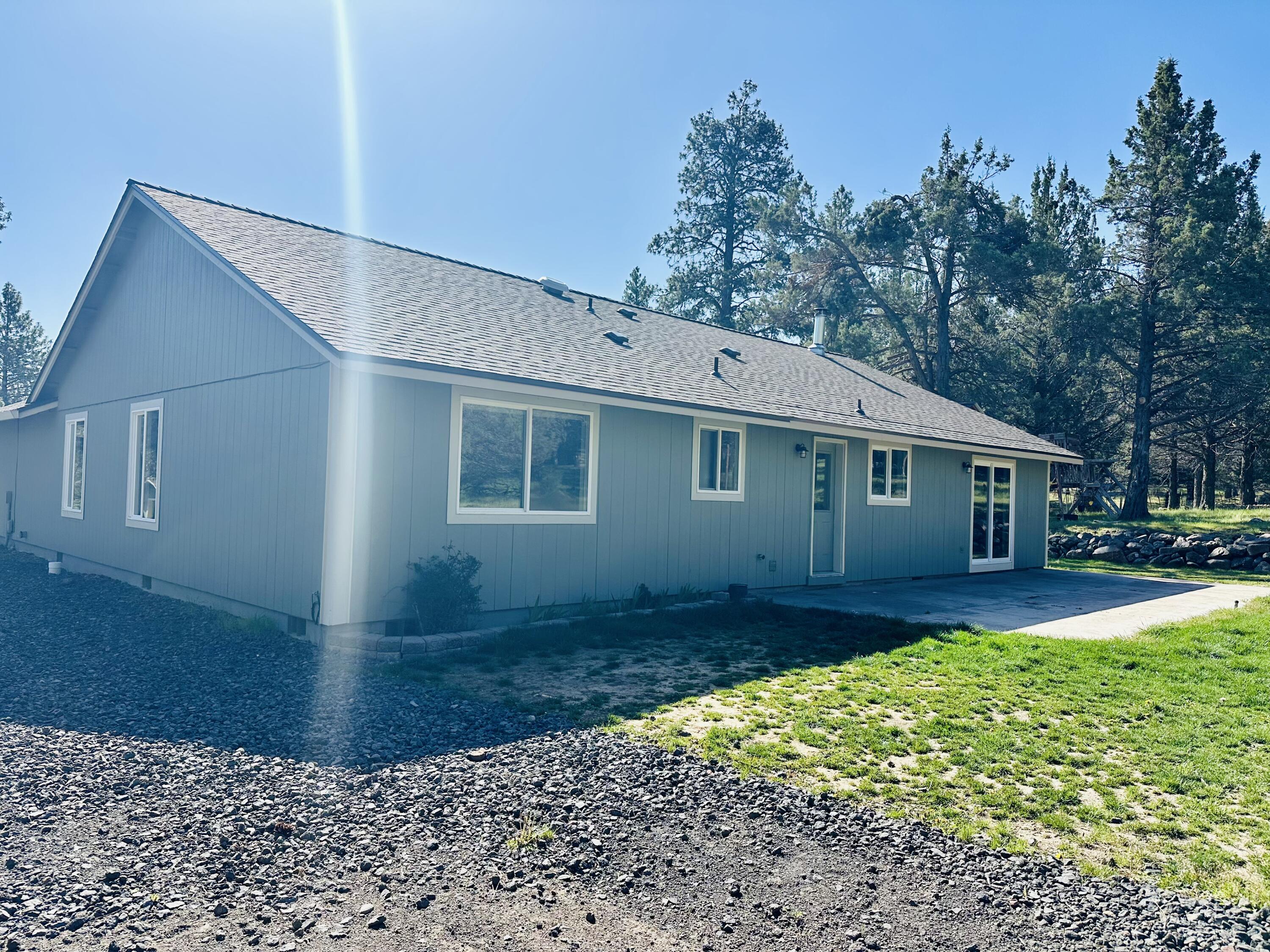 16524 Fieldcrest Road Klamath Falls, OR 97603 - Photo 5 of 58 IMG_9303