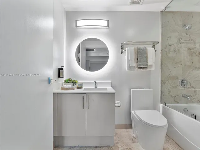 $689,000 | 2889 McFarlane Road, Unit 1908, Miami, FL 33133