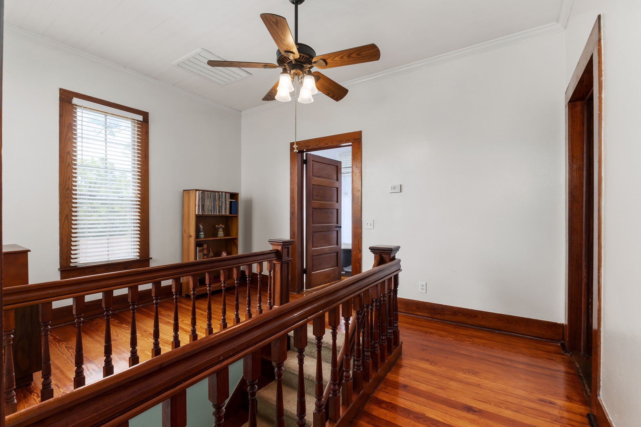 515 Wolf Street Schulenburg, TX 78956 - Photo 29 of 39 a view of an entryway with wooden floor