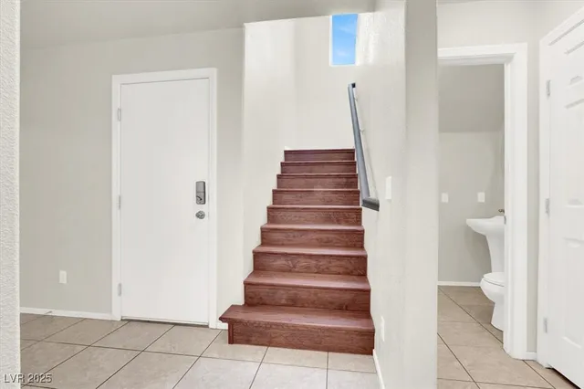 $345,000 | 6909 Graceful Cloud Avenue, Las Vegas, NV 89122