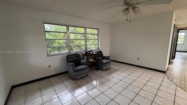 $150,000 | 160 Northeast 203rd Terrace, Unit 18, Miami Gardens, FL 33179