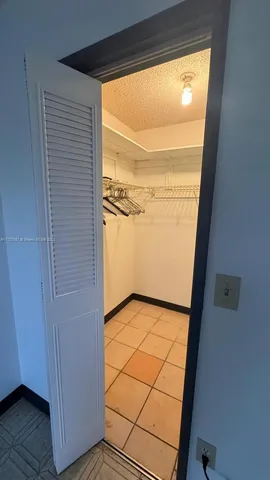 $150,000 | 160 Northeast 203rd Terrace, Unit 18, Miami Gardens, FL 33179