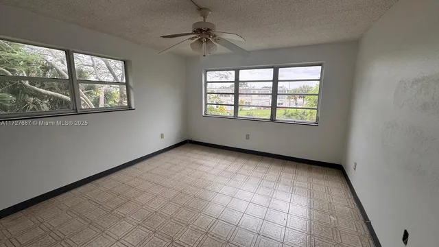 $150,000 | 160 Northeast 203rd Terrace, Unit 18, Miami Gardens, FL 33179