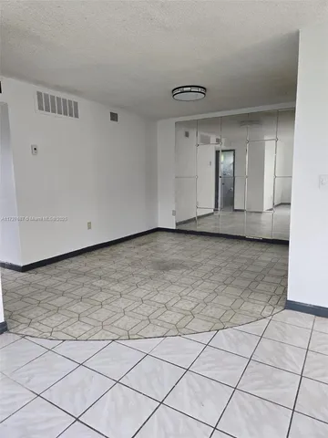 $150,000 | 160 Northeast 203rd Terrace, Unit 18, Miami Gardens, FL 33179