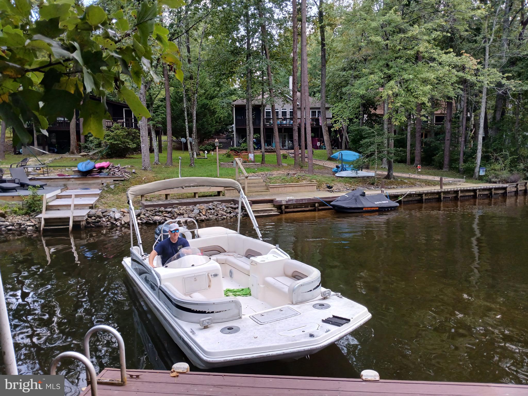 322 Birchside Circle Locust Grove, VA 22508 - Photo 60 of 77 boat turn around inside cove