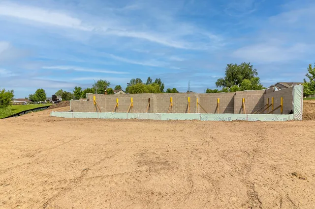 $550,000 | 100 Schwinghammer Drive, Albany, MN 56307