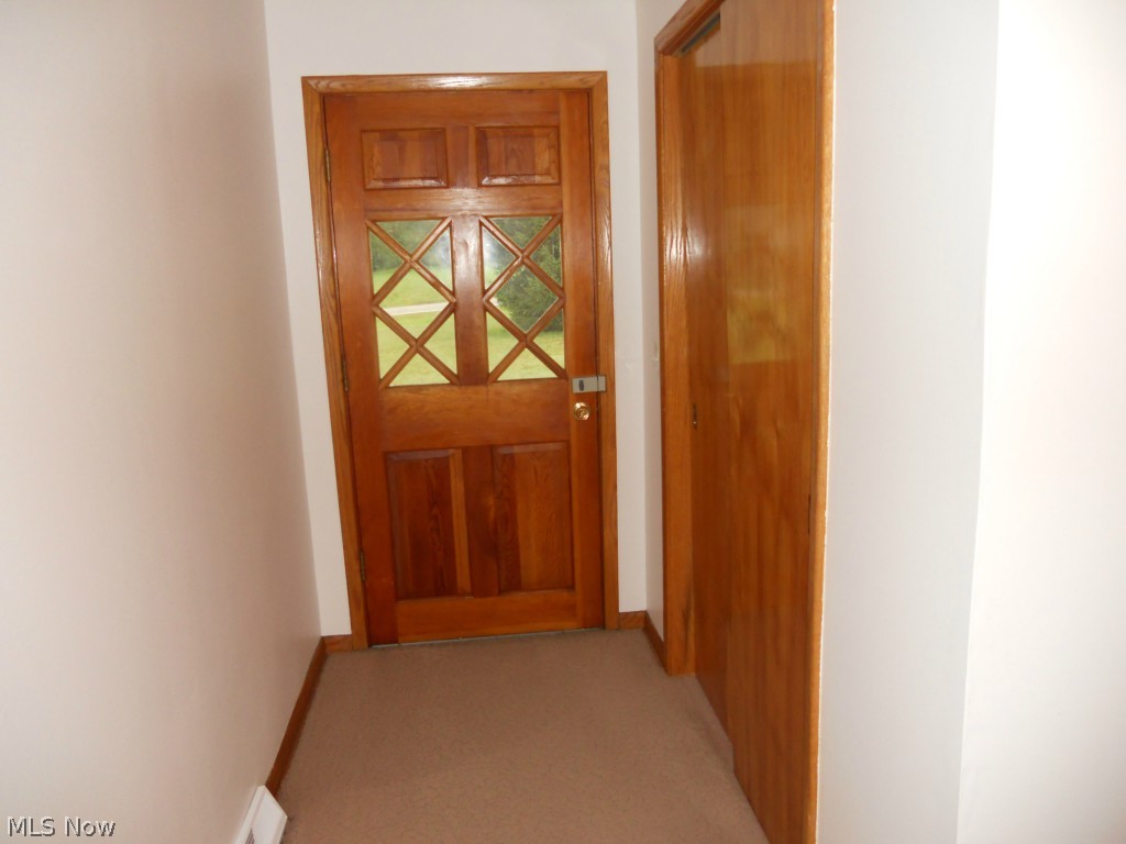 11006 Old State Road Chardon, OH 44024 - Photo 13 of 23