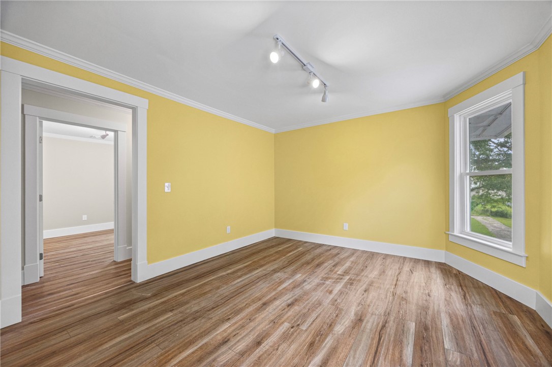 185 Columbia Avenue Rochester, NY 14608 - Photo 21 of 25