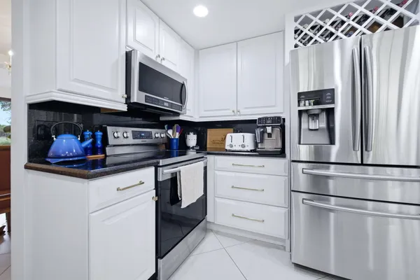 $5,000 | 7798 La Mirada Drive, Boca Raton, FL 33433