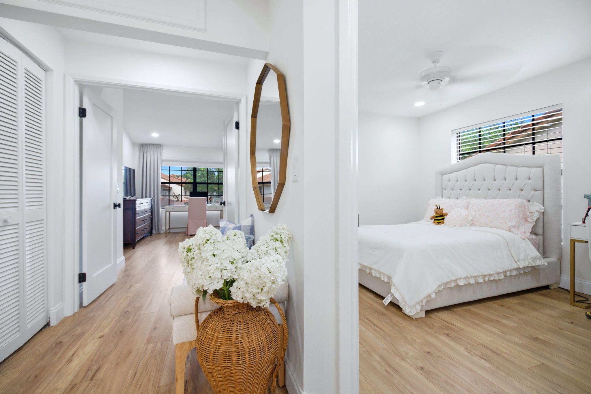 7798 La Mirada Drive Boca Raton, FL 33433 - Photo 27 of 49 Corridor/Bedroom #3