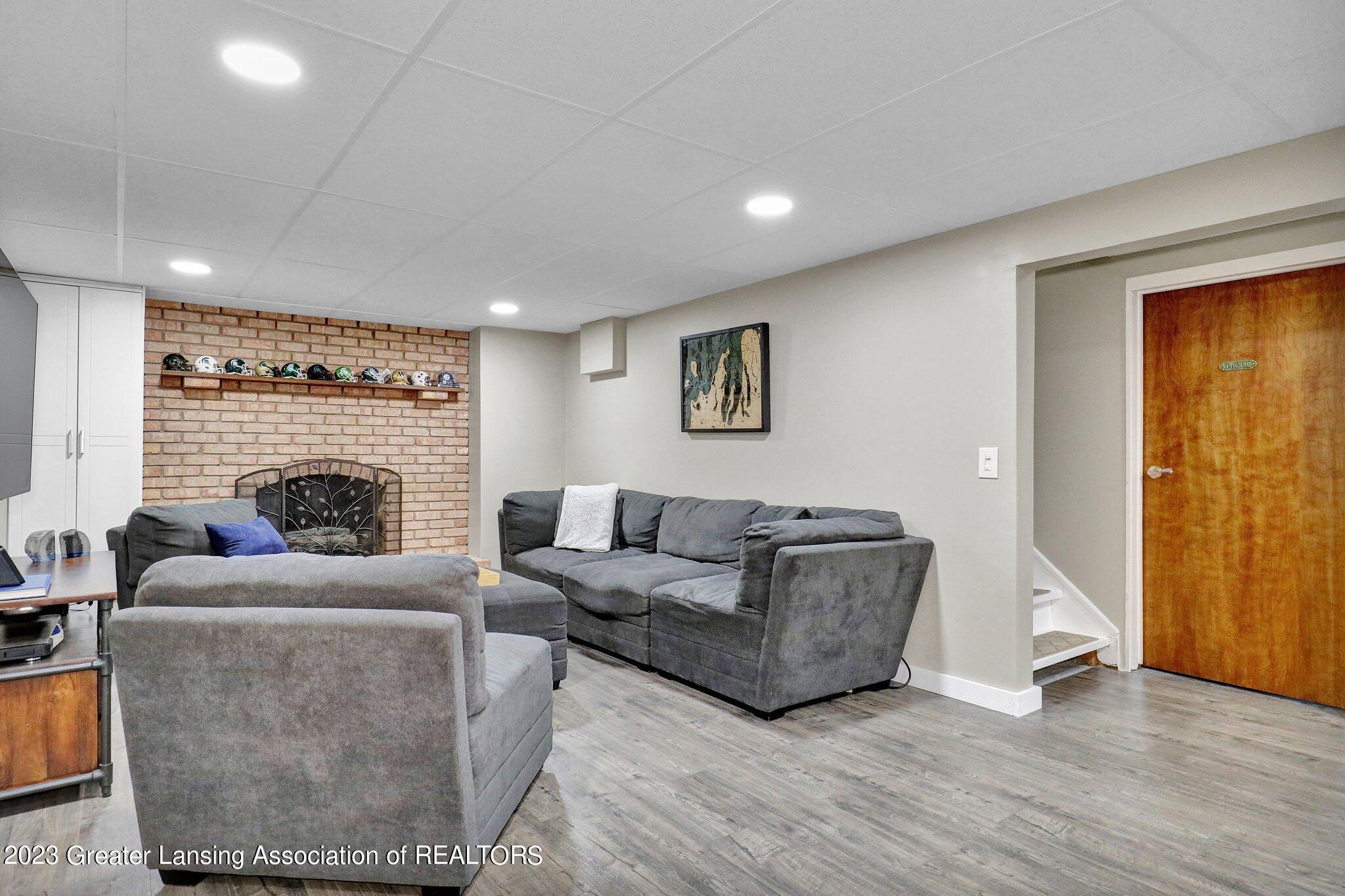 703 Piper Road Haslett, MI 48840 - Photo 29 of 50 23-web-or-mls-Open Ended Media-23