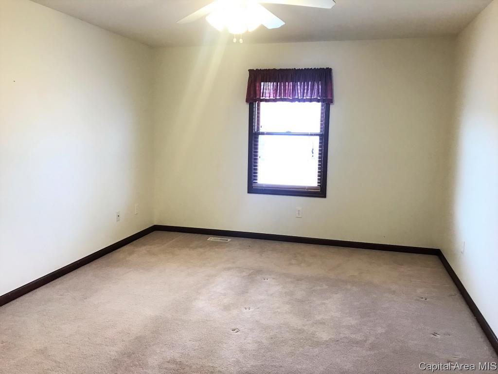 1711 Tern Place Springfield, IL 62711 - Photo 18 of 24 Gallery Image 18