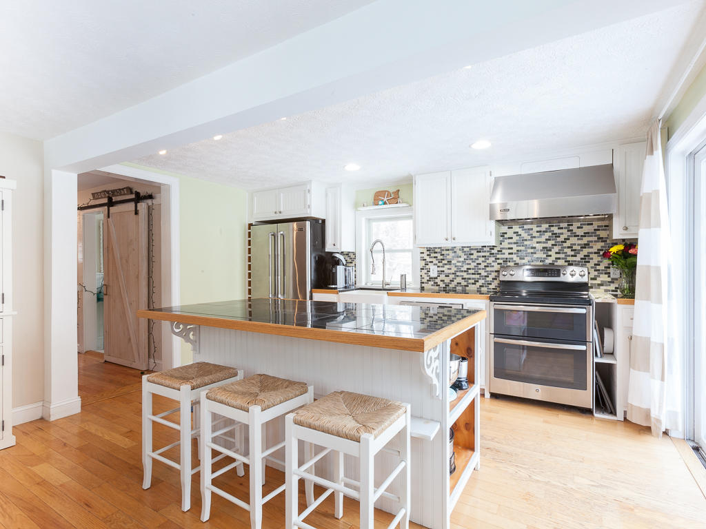 121 Old Cape Road Kennebunkport, ME 04046 - Photo 13 of 27 packmaynard_121oldcaperdkennebunkport_rs