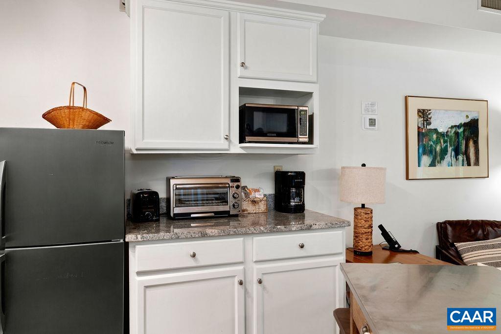 164 Mountain Inn Loop Roseland, VA 22967 - Photo 8 of 19 Gallery Image 8
