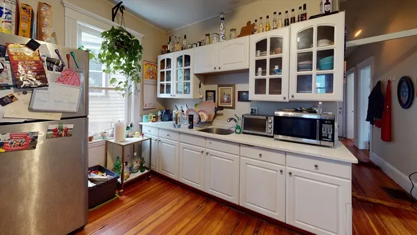$3,350 | 8 Olmstead Street, Unit 1, Boston, MA 02130