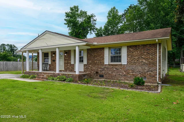 $265,000 | 103 Elizabeth Street, Havelock, NC 28532