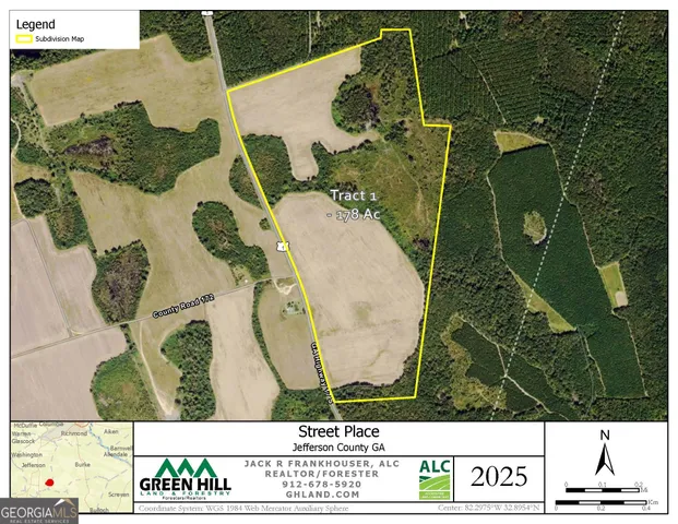 a view of a lake with houses