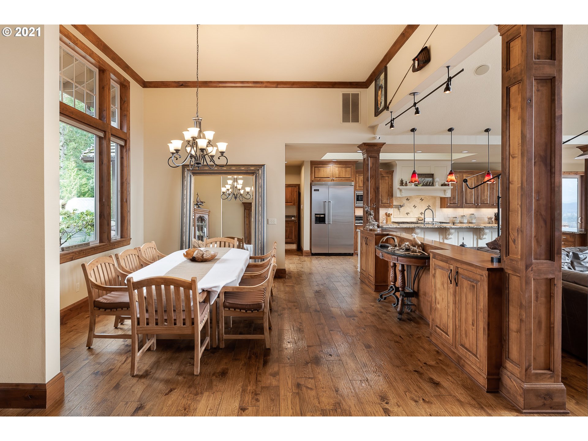 20484 South Springwater Road Estacada, OR 97023 - Photo 5 of 32 a dining room with furniture and window