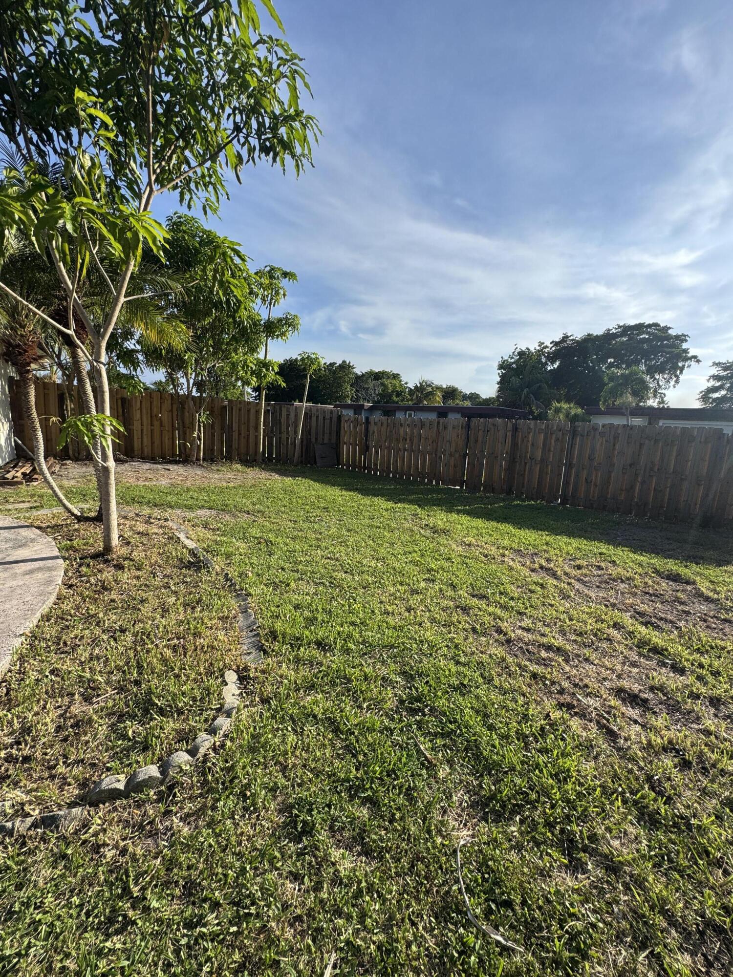 7816 Northwest 70th Terrace Tamarac, FL 33321 - Photo 33 of 37 IMG_1879