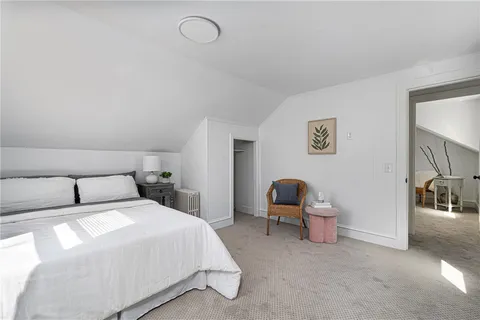 $525,000 | 292 Sowams Road, Barrington, RI 02806