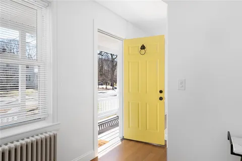 $525,000 | 292 Sowams Road, Barrington, RI 02806