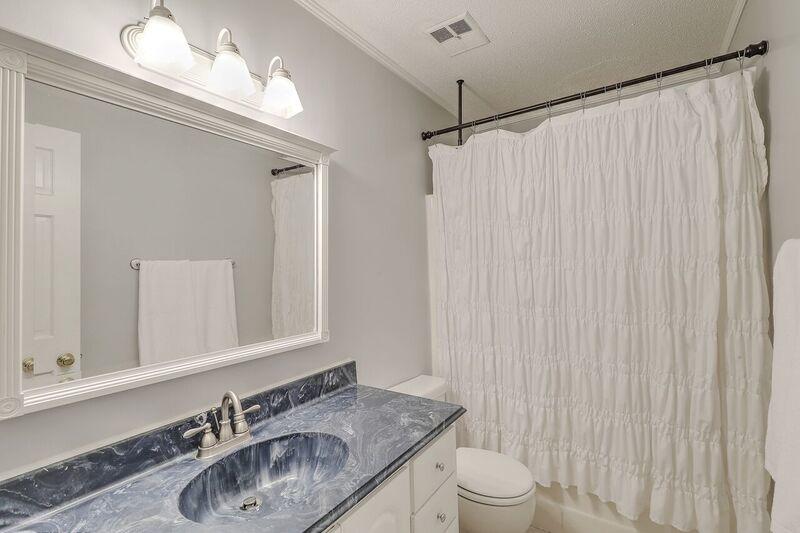 730 Inlet Drive Mount Pleasant, SC 29464 - Photo 22 of 25 2nd fl bath Inlet
