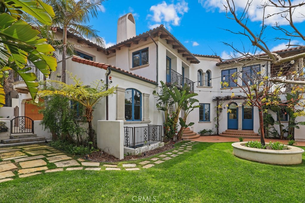 114 North Poinsettia Ave  