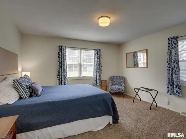 $230,000 | 85 North Warsaw Street, Nauvoo, IL 62354