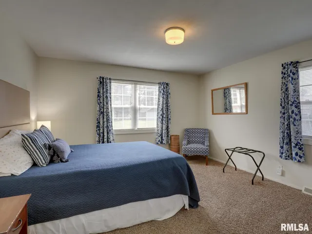 $249,000 | 85 North Warsaw Street, Nauvoo, IL 62354