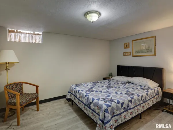 $230,000 | 85 North Warsaw Street, Nauvoo, IL 62354