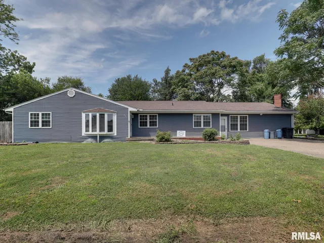 $249,000 | 85 North Warsaw Street, Nauvoo, IL 62354