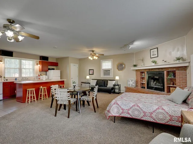 $249,000 | 85 North Warsaw Street, Nauvoo, IL 62354