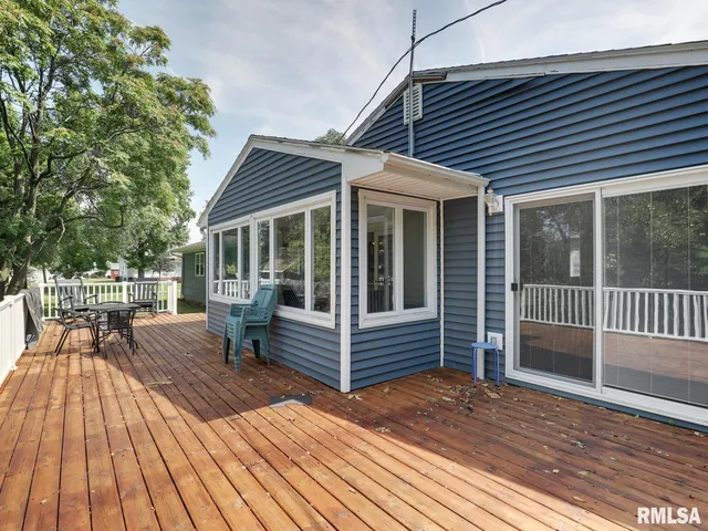 $249,000 | 85 North Warsaw Street, Nauvoo, IL 62354