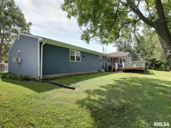 $230,000 | 85 North Warsaw Street, Nauvoo, IL 62354