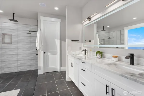 $2,395,000 | 28132 8th Avenue South, Des Moines, WA 98198