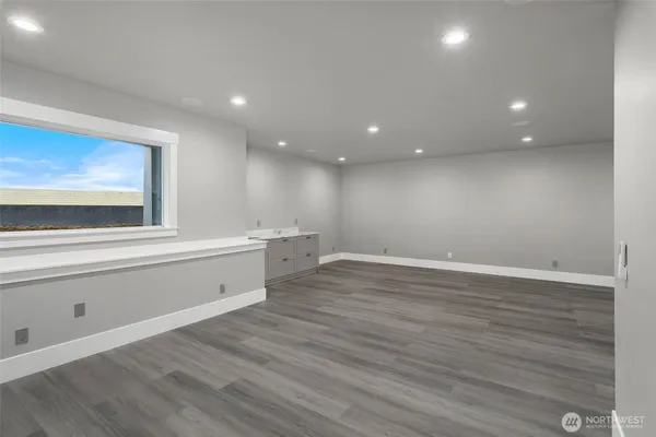 $2,395,000 | 28132 8th Avenue South, Des Moines, WA 98198