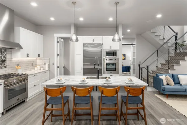 $2,395,000 | 28132 8th Avenue South, Des Moines, WA 98198