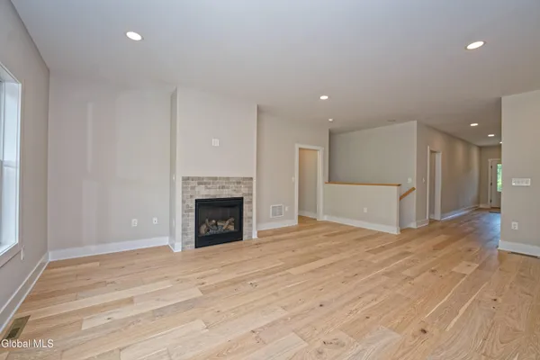 $725,000 | 5 Quail Run, Voorheesville, NY 12186