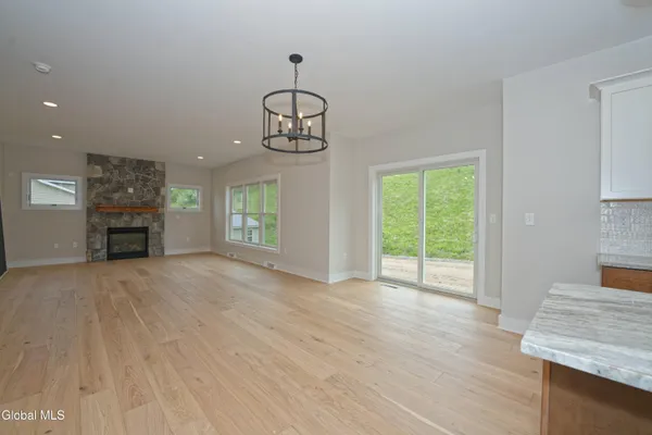 $725,000 | 5 Quail Run, Voorheesville, NY 12186