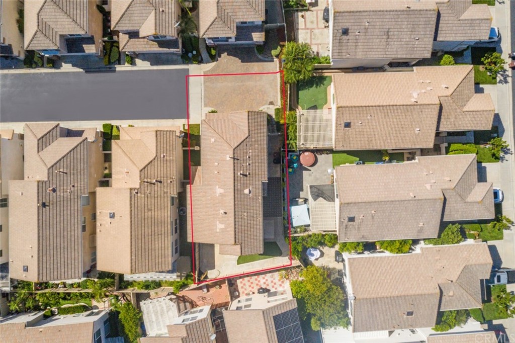 1 Quebec Aliso Viejo, CA 92656 - Photo 35 of 40 an aerial view of residential house with outdoor space