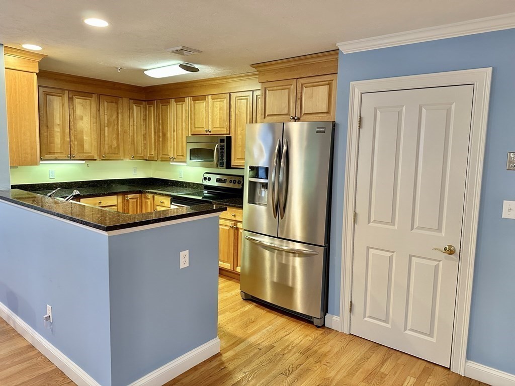 27 Maple Street, Unit B Canton, MA 02021 - Photo 10 of 42 Gallery Image 10