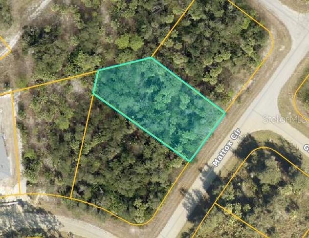 12 Mattox Circle North Port, FL 34288 - Photo 7 of 7 a view of a yard with wooden fence