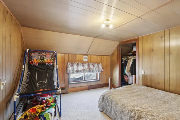 $389,900 | W11057 County Rd D, Pella, WI 54950