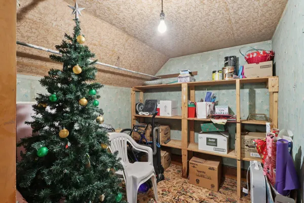 $389,900 | W11057 County Rd D, Pella, WI 54950