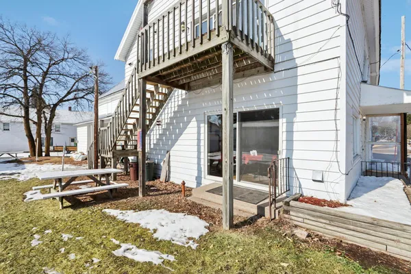$389,900 | W11057 County Rd D, Pella, WI 54950